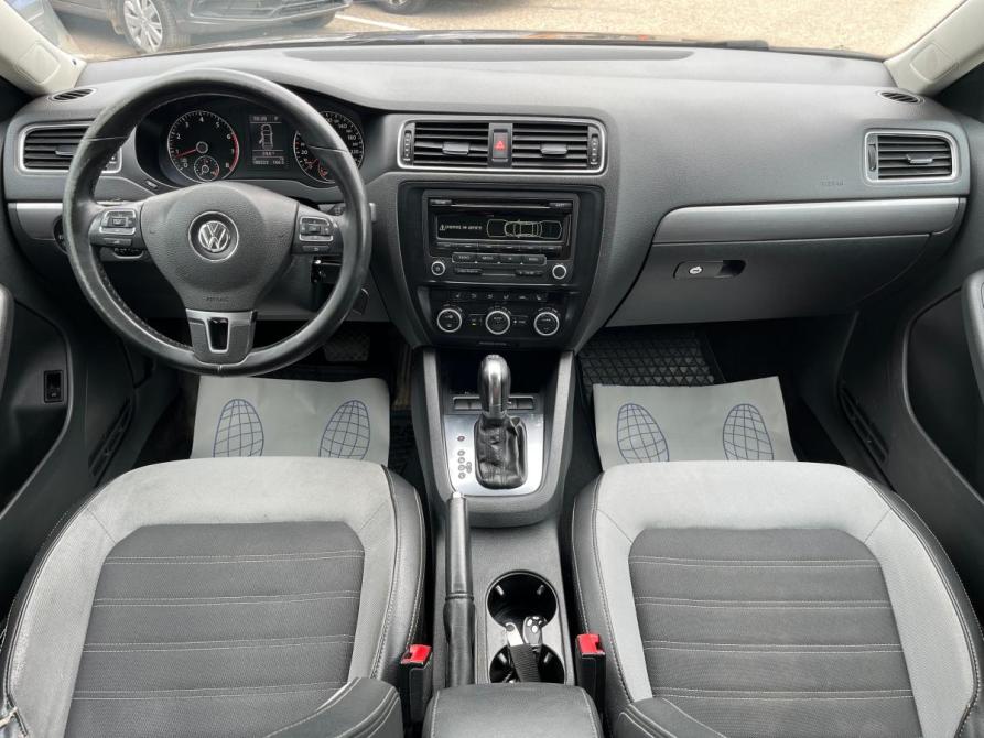 Volkswagen Jetta VI Октябрьский  - изображение 13