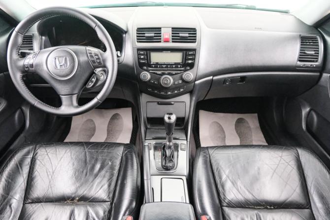 Honda Accord VII Рестайлинг с пробегом 2007 года, цена 949 000 рублей, 298276 км, седан, Автокод Объявления