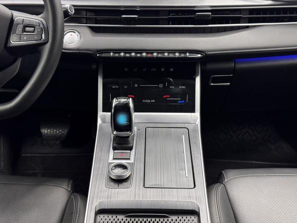 Chery Tiggo 7 Pro Max I с пробегом 2023 года, цена 2 050 000 рублей, 15297 км, внедорожник, Автокод Объявления