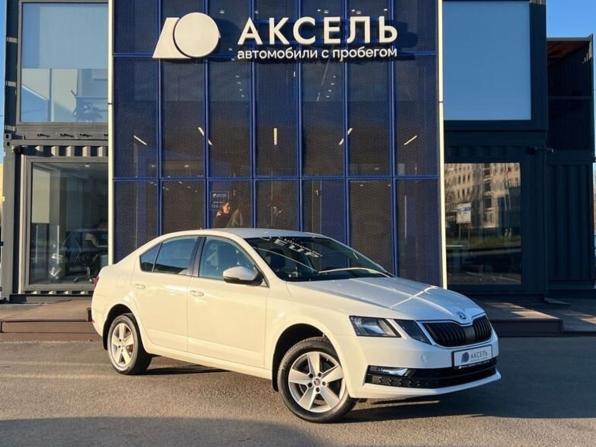 Skoda Octavia III (A7) Рестайлинг с пробегом 2018 года, цена 1 599 000 рублей, 117000 км, лифтбек, Автокод Объявления