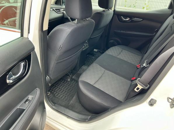 Nissan Qashqai II с пробегом 2015 года, цена 1 389 900 рублей, 142000 км, внедорожник, Автокод Объявления