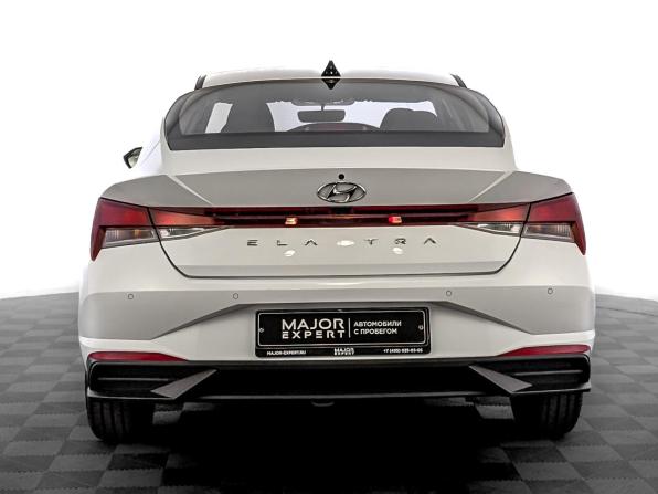 Hyundai Elantra VII (CN7) с пробегом 2022 года, цена 2 010 000 рублей, 69901 км, седан, Автокод Объявления