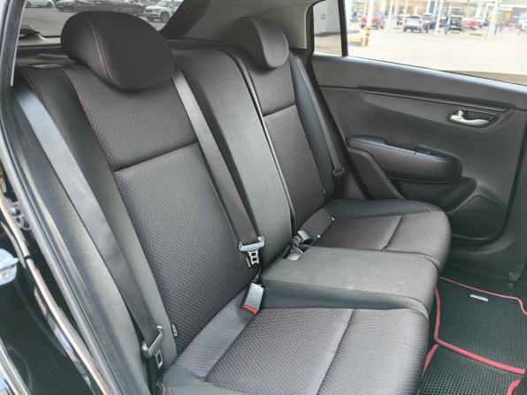 Kia Rio IV Рестайлинг с пробегом 2021 года, цена 1 465 000 рублей, 151313 км, хэтчбек, Автокод Объявления