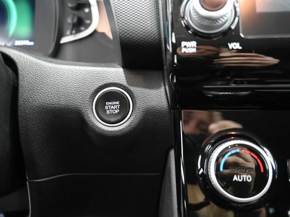 Volkswagen Golf VI с пробегом 2012 года, цена 680 000 рублей, 184550 км, хэтчбек, Автокод Объявления