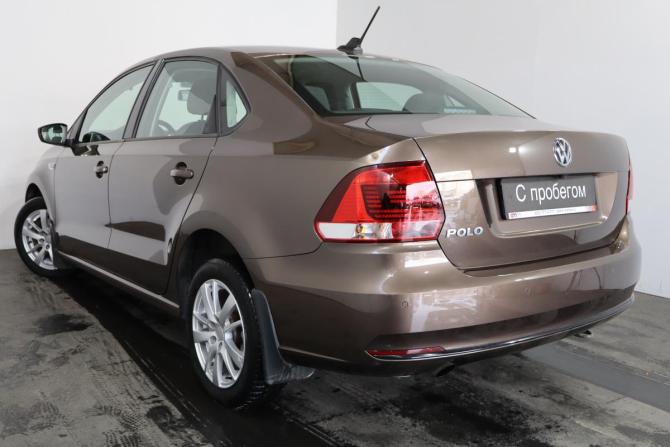 Volkswagen Polo V Рестайлинг с пробегом 2018 года, цена 1 349 000 рублей, 86700 км, седан, Автокод Объявления