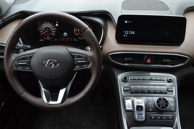 Hyundai Santa Fe IV Рестайлинг с пробегом 2021 года, цена 2 590 000 рублей, 168709 км, внедорожник, Автокод Объявления