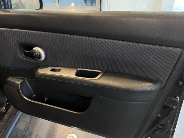 Nissan Tiida I с пробегом 2008 года, цена 600 000 рублей, 205720 км, хэтчбек, Автокод Объявления