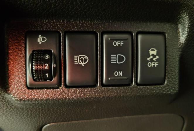 Nissan X-Trail II Рестайлинг с пробегом 2013 года, цена 1 390 000 рублей, 277468 км, внедорожник, Автокод Объявления