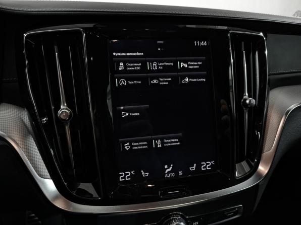 Volvo S60 III с пробегом 2019 года, цена 2 765 000 рублей, 102420 км, седан, Автокод Объявления
