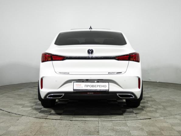 Changan Eado Plus с пробегом 2023 года, цена 1 775 000 рублей, 11885 км, седан, Автокод Объявления