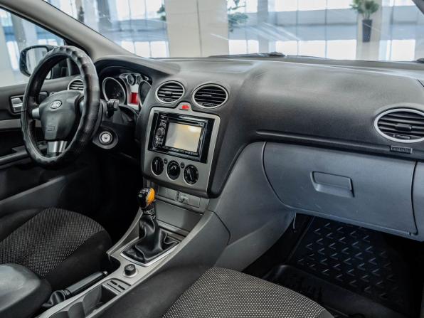 Ford Focus II Рестайлинг с пробегом 2008 года, цена 294 000 рублей, 318265 км, хэтчбек, Автокод Объявления