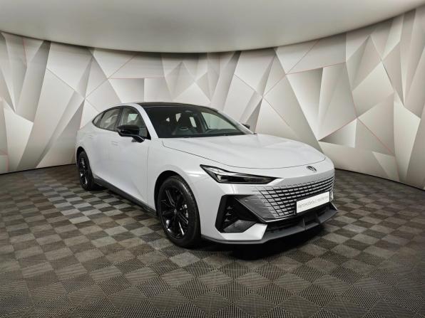 Новый Changan UNI-V I 2024 года, цена 3 356 998 рублей, лифтбек, Автокод Объявления