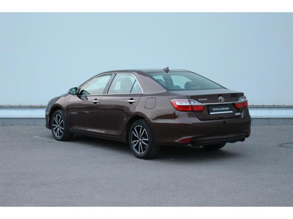 Toyota Camry VII (XV50) Рестайлинг 2 с пробегом 2018 года, цена 2 160 000 рублей, 150100 км, седан, Автокод Объявления