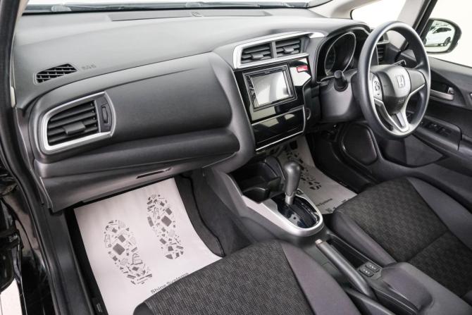 Honda Fit III с пробегом 2016 года, цена 1 039 000 рублей, 110000 км, хэтчбек, Автокод Объявления