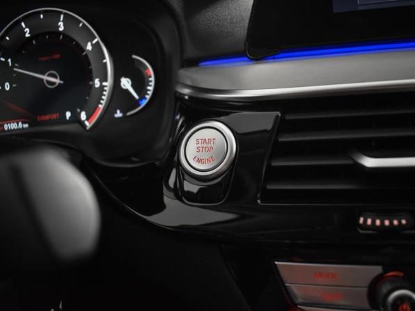 BMW 5 серии VII (G30/G31/G38) с пробегом 2020 года, цена 3 650 000 рублей, 81396 км, седан, Автокод Объявления
