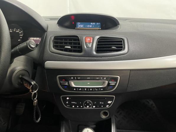 Renault Fluence I с пробегом 2011 года, цена 410 000 рублей, 284740 км, седан, Автокод Объявления