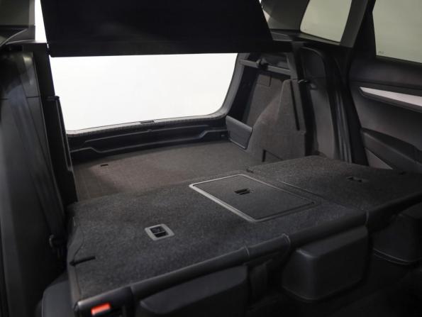 Skoda Karoq I с пробегом 2021 года, цена 2 399 000 рублей, 72295 км, внедорожник, Автокод Объявления
