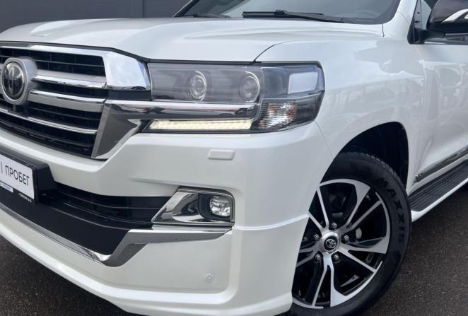 Toyota Land Cruiser 200 Series Рестайлинг 2 с пробегом 2020 года, цена 8 690 000 рублей, 86370 км, внедорожник, Автокод Объявления