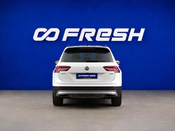 Volkswagen Tiguan II с пробегом 2020 года, цена 2 280 050 рублей, 150980 км, внедорожник, Автокод Объявления