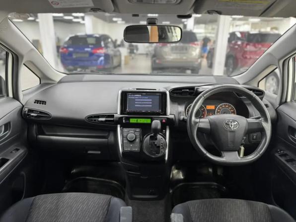 Toyota Wish II с пробегом 2011 года, цена 1 319 000 рублей, 141812 км, минивэн, Автокод Объявления