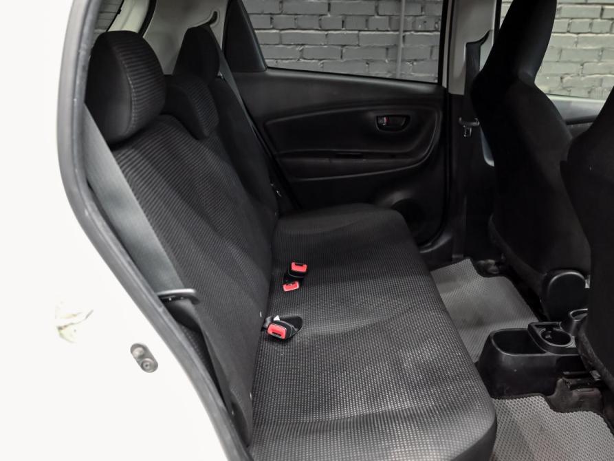 Toyota Vitz III (XP130) Рестайлинг 2 Екатеринбург  - изображение 17