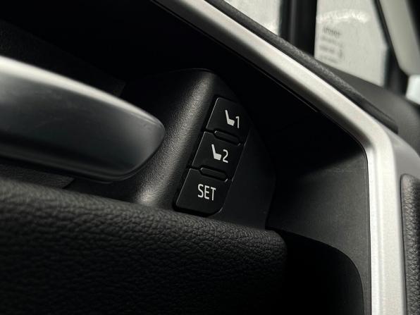 Toyota RAV4 V (XA50) с пробегом 2020 года, цена 3 350 500 рублей, 77010 км, внедорожник, Автокод Объявления