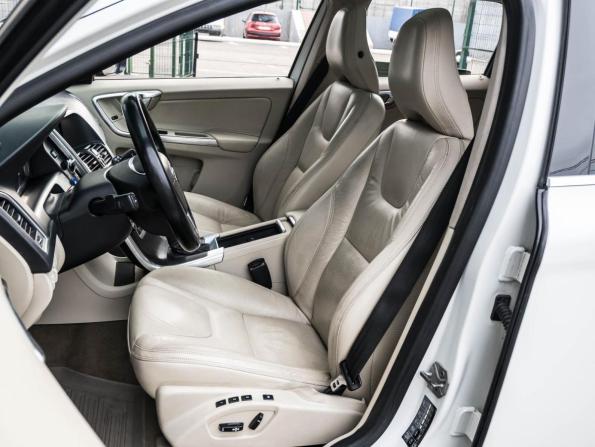 Volvo XC60 I Рестайлинг с пробегом 2013 года, цена 2 019 000 рублей, 211322 км, внедорожник, Автокод Объявления