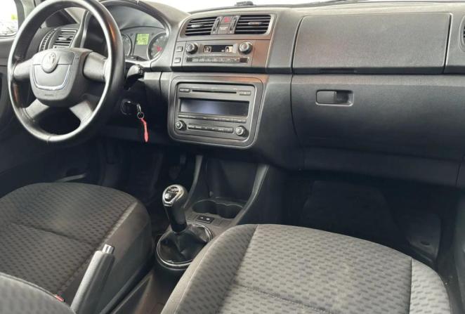 Skoda Fabia II Рестайлинг с пробегом 2010 года, цена 420 000 рублей, 211379 км, универсал, Автокод Объявления
