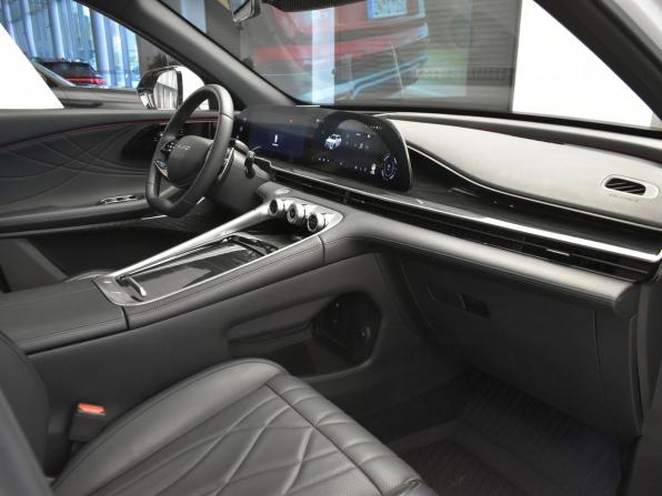 Exeed RX с пробегом 2024 года, цена 3 599 000 рублей, 21000 км, внедорожник, Автокод Объявления