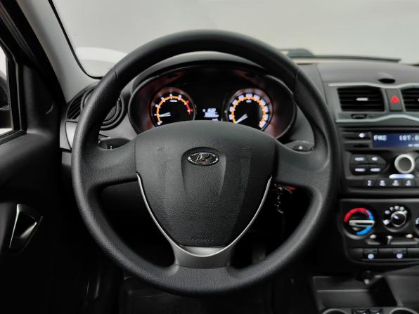 Lada (ВАЗ) Granta I Рестайлинг с пробегом 2023 года, цена 685 000 рублей, 108000 км, лифтбек, Автокод Объявления