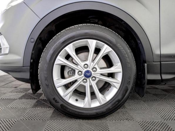Ford Kuga II Рестайлинг с пробегом 2018 года, цена 1 670 000 рублей, 142000 км, внедорожник, Автокод Объявления