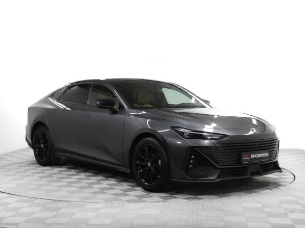 Changan UNI-V I с пробегом 2023 года, цена 2 099 000 рублей, 55660 км, лифтбек, Автокод Объявления
