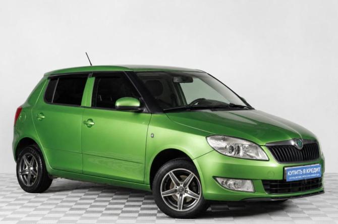 Skoda Fabia II Рестайлинг с пробегом 2012 года, цена 819 000 рублей, 204300 км, хэтчбек, Автокод Объявления