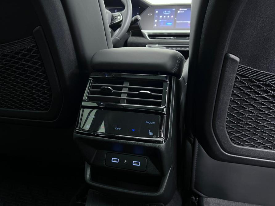 Geely Monjaro I Ростов-на-Дону  - изображение 24