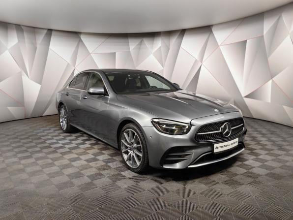 Mercedes-Benz E-Класс V (W213 S213 C238) Рестайлинг с пробегом 2022 года, цена 4 670 000 рублей, 73900 км, седан, Автокод Объявления