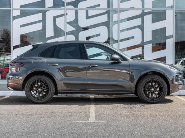 Porsche Macan I с пробегом 2018 года, цена 3 299 000 рублей, 93649 км, внедорожник, Автокод Объявления
