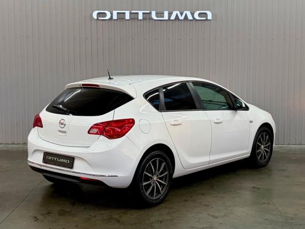Opel Astra J Рестайлинг с пробегом 2013 года, цена 797 000 рублей, 190319 км, хэтчбек, Автокод Объявления