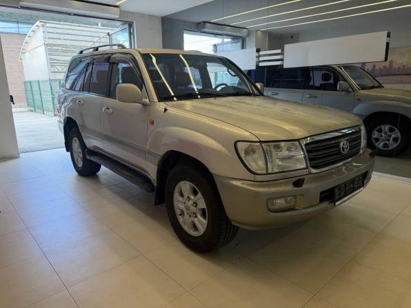 Toyota Land Cruiser 100 Series Рестайлинг 1 с пробегом 2004 года, цена 1 510 500 рублей, 857107 км, внедорожник, Автокод Объявления