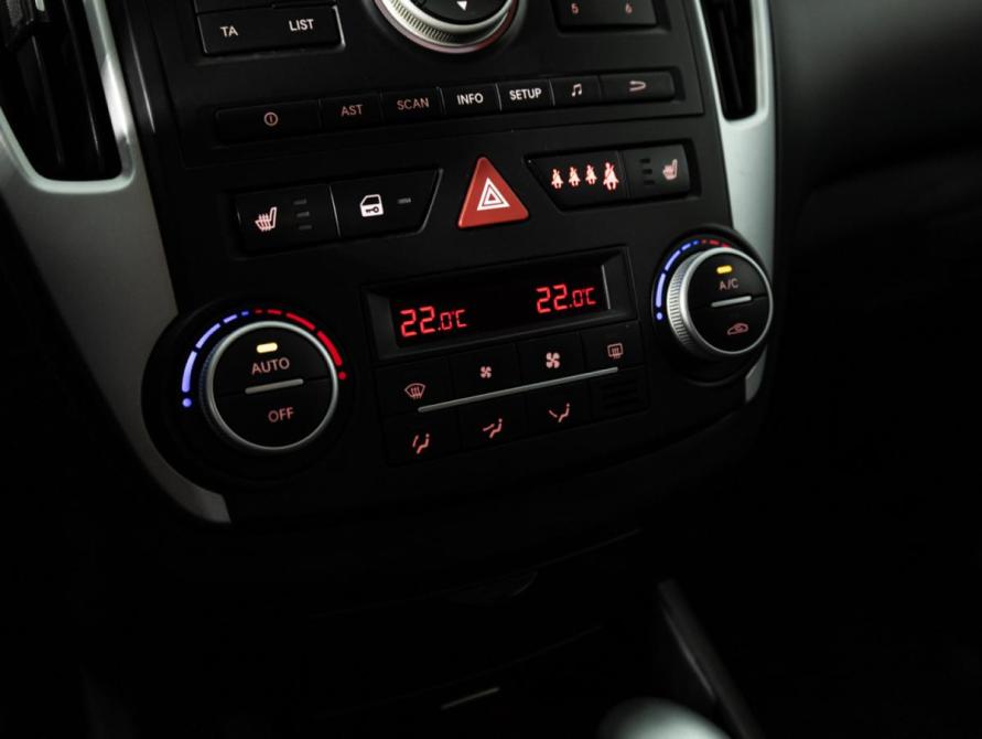 Kia Ceed I Рестайлинг Санкт-Петербург  - изображение 15