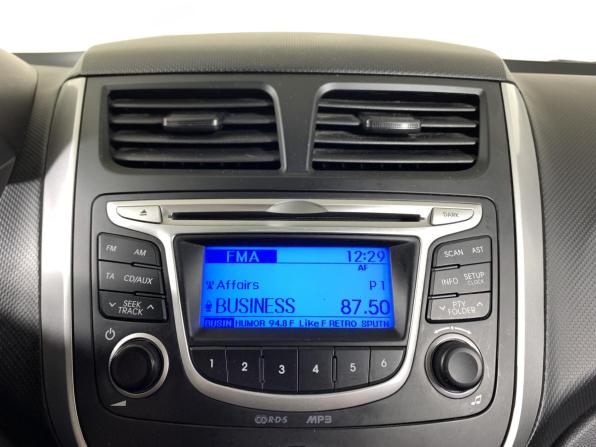 Hyundai Solaris I с пробегом 2014 года, цена 940 000 рублей, 90890 км, хэтчбек, Автокод Объявления
