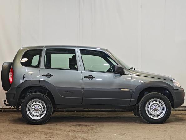 Chevrolet Niva I Рестайлинг с пробегом 2017 года, цена 699 000 рублей, 147094 км, внедорожник, Автокод Объявления