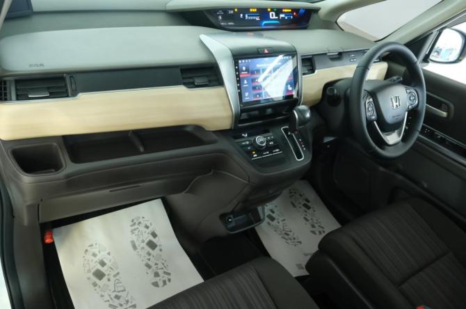 Honda Freed II Рестайлинг с пробегом 2019 года, цена 1 699 000 рублей, 48500 км, компактвэн, Автокод Объявления