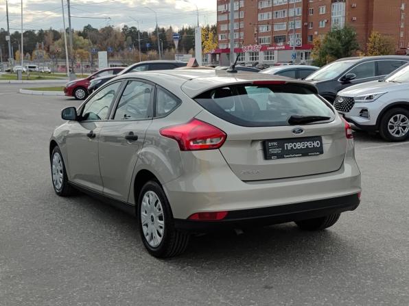 Ford Focus III Рестайлинг с пробегом 2017 года, цена 990 000 рублей, 109176 км, хэтчбек, Автокод Объявления