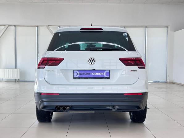 Volkswagen Tiguan II с пробегом 2019 года, цена 2 720 000 рублей, 129306 км, внедорожник, Автокод Объявления