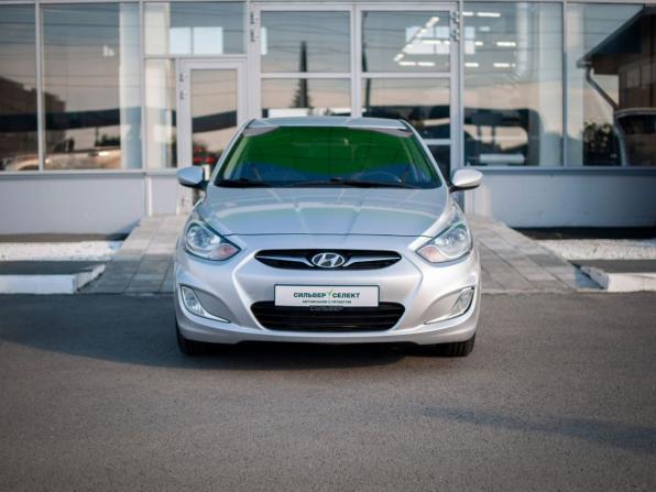 Hyundai Solaris I с пробегом 2013 года, цена 700 000 рублей, 179470 км, хэтчбек, Автокод Объявления