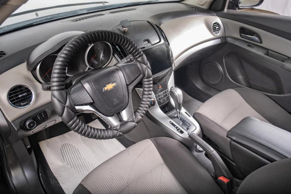 Chevrolet Cruze I Рестайлинг Томск  - изображение 9