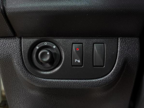 Renault Logan II с пробегом 2014 года, цена 789 000 рублей, 111208 км, седан, Автокод Объявления