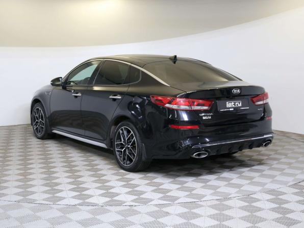 Kia Optima IV Рестайлинг с пробегом 2018 года, цена 1 990 000 рублей, 155000 км, седан, Автокод Объявления