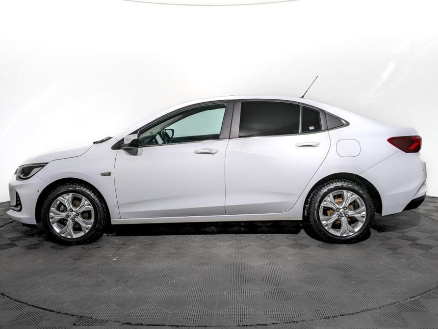 Chevrolet Onix II Москва  - изображение 8