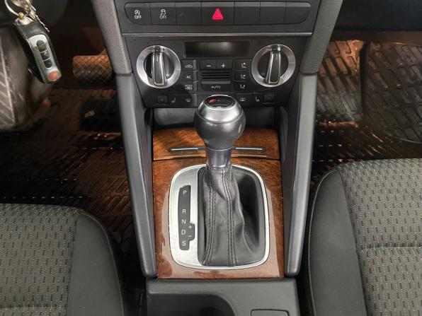 Audi A3 II (8P) Рестайлинг 2 с пробегом 2011 года, цена 890 000 рублей, 222748 км, хэтчбек, Автокод Объявления